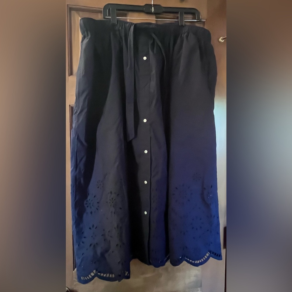 Button-Front Midi Eyelet Skirt in Navy